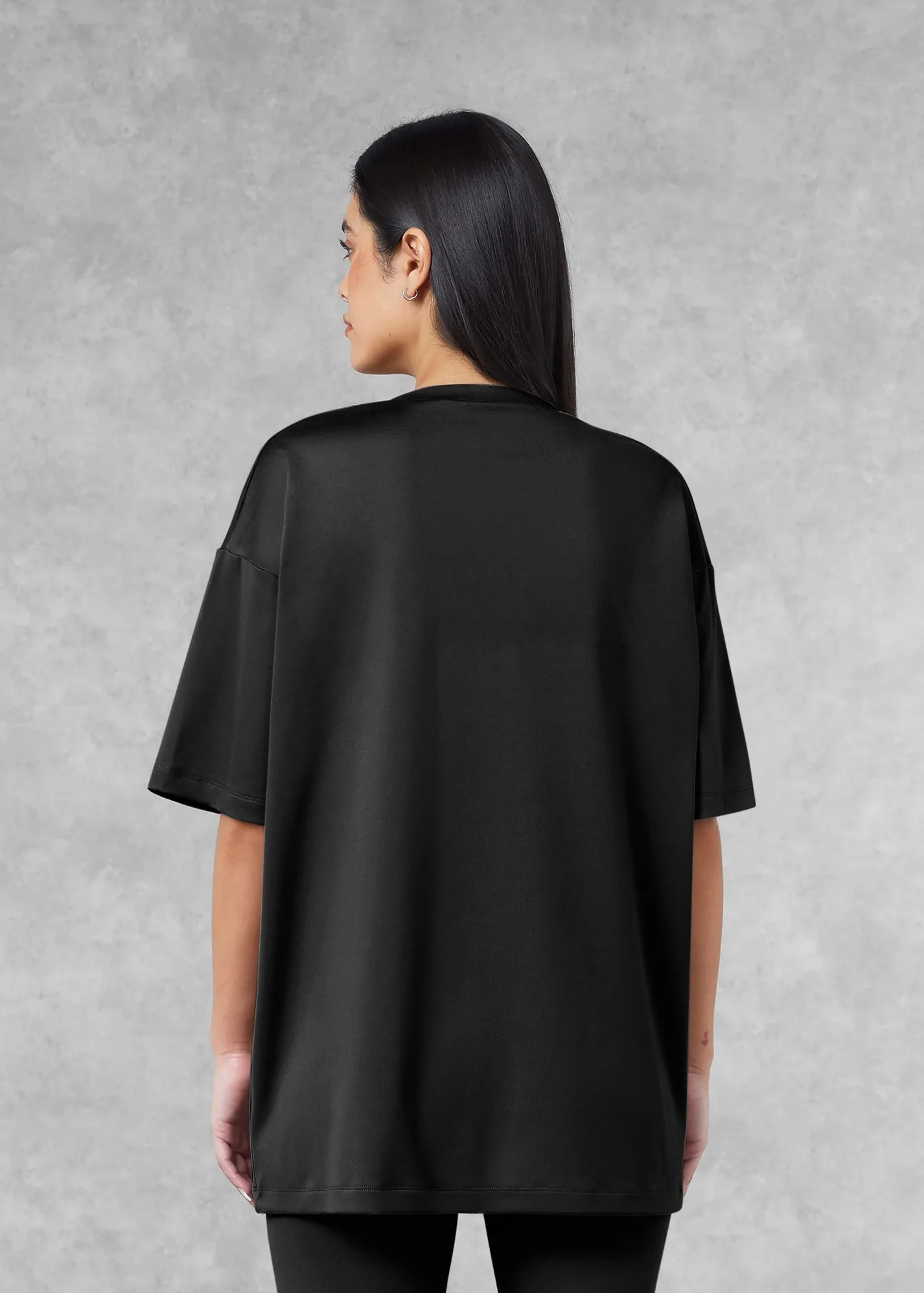 Oversized No Back Print T- Shirt - Black